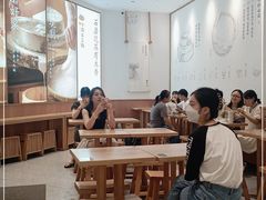 大堂-小满手工粉(杭州滨江龙湖店)