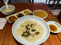 -裕兴记•蟹黄面馆(人民广场店)