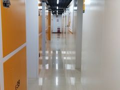 -安东易迷你自助仓储寄存仓库(草桥店)