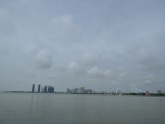 -万绿园