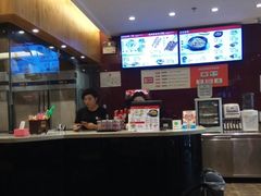 -南城香·饭香串香馄饨香(青年路店)