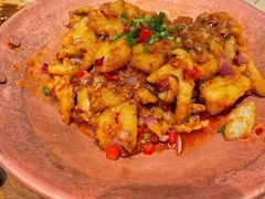 火瓢蒜香脱骨鸡爪-云海肴·汽锅鸡·云南代表菜(天山百盛优客店)