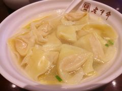 刀鱼馄饨-老半斋(福州路店)