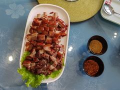 -乔家小院•非遗驴肉•本地小海鲜(滨河路店)