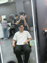 -藤野造型烫染·漂发