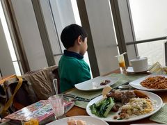 -视界美食自助餐厅·石家庄希尔顿酒店