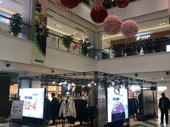 -百联临沂购物中心(临沂路店)