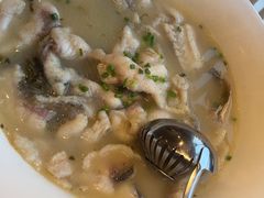 -严记小天府酸菜鱼(西四路店)