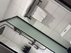 -网鱼电竞酒店(深圳福田石厦地铁站店)