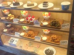 -猫的天空之城概念书店(杭州南宋御街店)