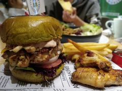 -LO CALCOW卡路力轻食主义餐厅(陆家嘴店)