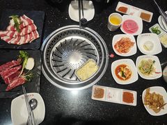 -木槿花韩式炭烤·熟成肉工坊(孙文东路店)