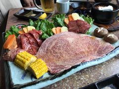 -炼火烤肉店
