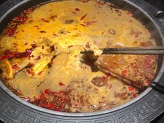 -晓宇重庆火锅(龙首店)