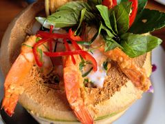 -Chom Cafe and Restaurant