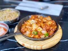 火辣无骨鸡爪-HONGA HONGA雄家(曹路店)