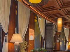 -八府香鸭·啫啫煲(华山路店)