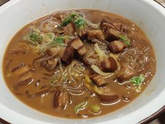 黑毛猪肉炖粉条-关东小磨东北菜(上海长风大悦城店)