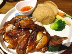 -泰堤坊(淡水体育馆店)