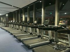 -中健健身(翡翠郡店)