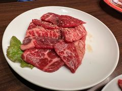 -焼肉まんぐう