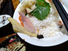 -晶吉·居酒屋·烧鸟·生鱼饭(中山区民主广场店)