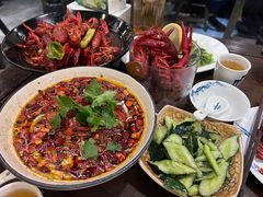 -聚汇三少·龙虾·中餐厅(莫邪路新天地店)