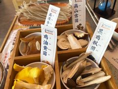 -阿婆情腊排骨火锅(金虹路店)