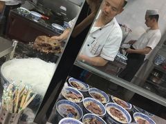 -崇德楼水盆牛羊肉泡馍馆(文艺路店)