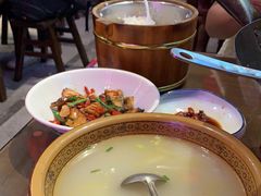 -富正毅三下锅·湘西韵味(天门山索道店)