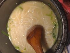 -妈妈故事米线(市府恒隆店)