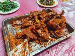 -关山牧场王师烤全羊