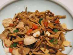 -围龙屋客家食府(福田店)