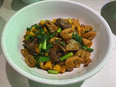 -味上湘菜馆(岳麓山店)