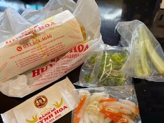 -Bánh Mì Huynh Hoa