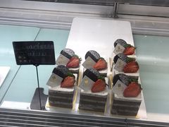 -龙凤点心饼家·39年老字号(松岗店)