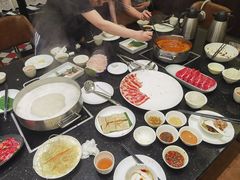-一哥澳门豆捞 · 十八年经典澳门火锅(四季天地店)