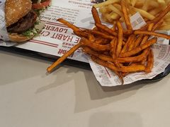 -The Habit Burger Grill 哈比特汉堡(爱琴海店)