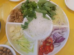 -官塘陈记鱼生·潮汕砂锅粥·牛肉火锅(潮枫路总店)