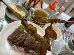 -汗腾格里·风味餐厅(新疆驻京办店)