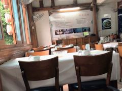 大堂-甘家界柠檬鸭店(高峰林场店)