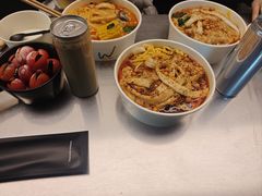 -W COLLECTIVE  DESSERT SHOP