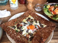 鸡蛋蘑菇熏肉荞麦可丽饼-RAC BAR(安福路店)