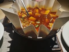 纸锅麻婆豆腐-穹六人间 people 6(岳阳路店)