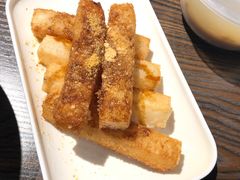 -爆炸头阿姨小四川正宗川味小吃(无任何分店)