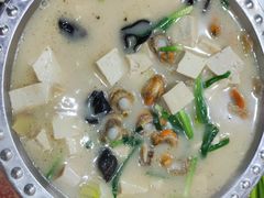 -龙香居海鲜浑锅家常菜·特色驴肉