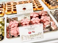 -VENCHI 闻绮(北京国贸商城店)