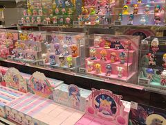 -泡泡玛特POPMART(蓝色港湾店)