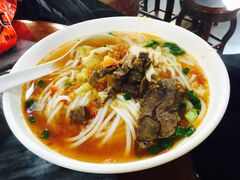 酸汤牛肉粉-花溪飞碗牛肉粉(先烈路店)