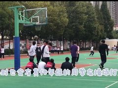 -上海市工商外国语学校